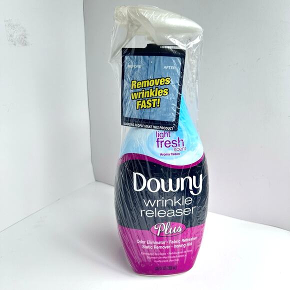 NEW! Downy Light Fresh Scent Wrinkle Releaser Plus Sprays 33.8 fl oz - Picture 1 of 5